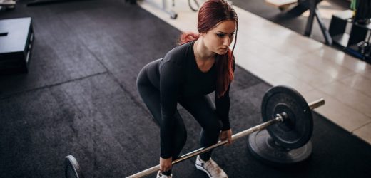 Build glute muscle with these simple weighted exercises