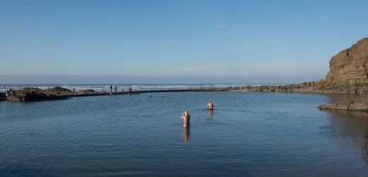 Cold-water swimming: What you can do to acclimatize to the temperature