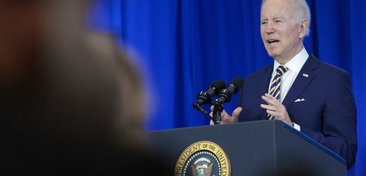 Lifting Statewide Mask Mandates a ‘Tough Call,’ Biden Says