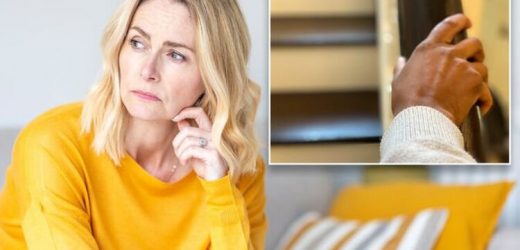 Vitamin D deficiency symptoms: Signs to spot at home that could signal ‘severe deficiency’
