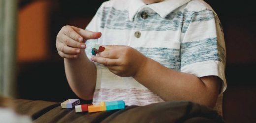 Autism correlated with changing sensory preferences during early childhood