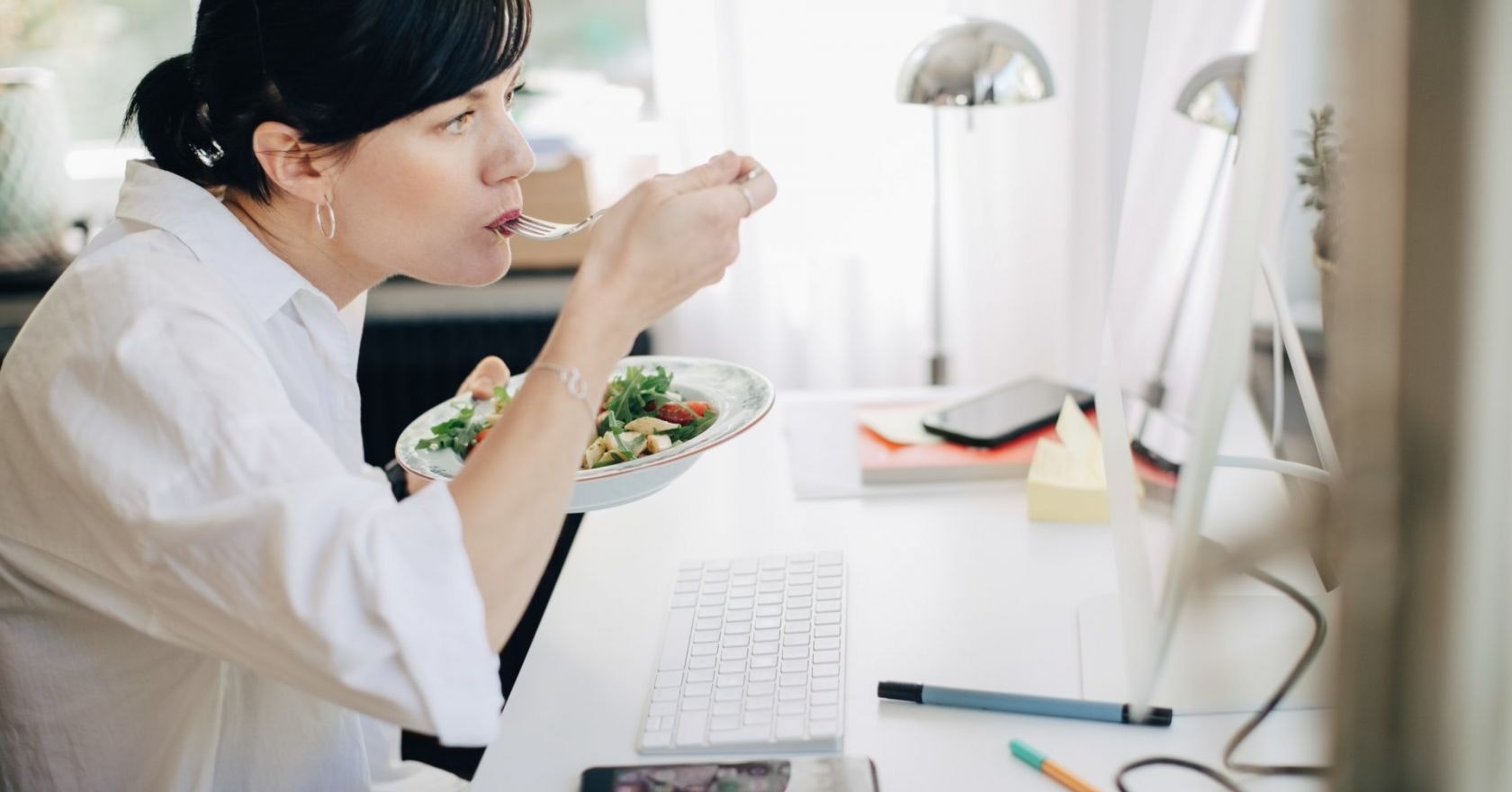 This is why your desk job makes you so hungry despite not moving all day