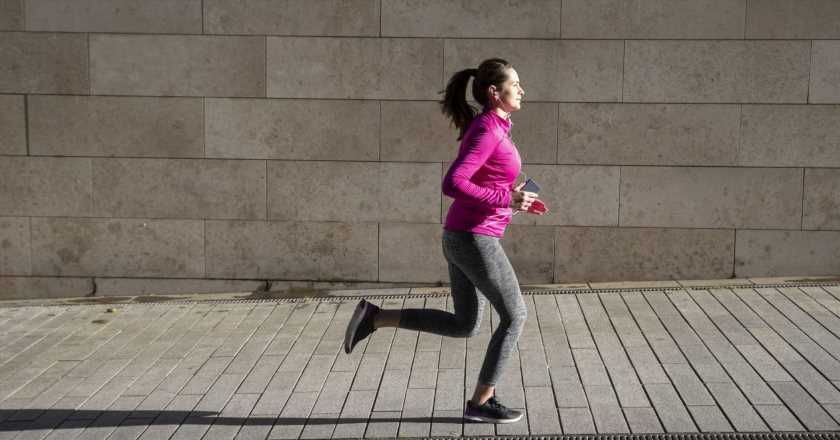 Women are better long-distance runners than men – here’s why