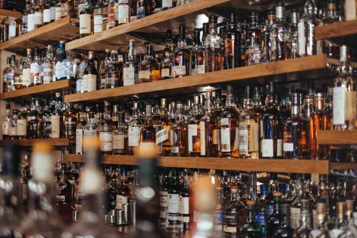 Large study challenges the theory that light alcohol consumption benefits heart health