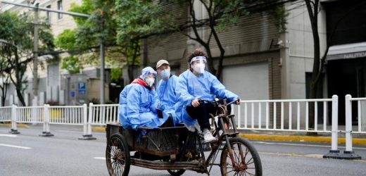 Shanghai reports more symptomatic COVID cases as more lockdowns imposed