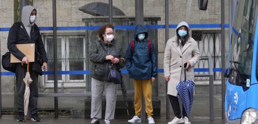 Spain says masks no longer totally obligatory indoors