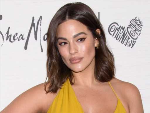 Ashley Graham's 3 Boys Show Her Some Serious Love in This Adorable Photo