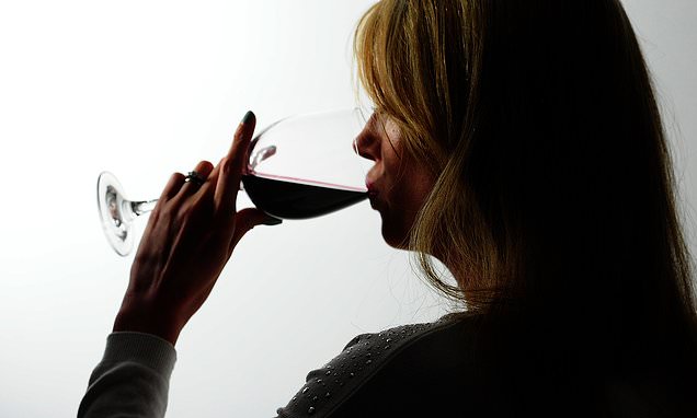 Drinking a glass of wine each night is safer than seven on a Saturday