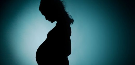 Fertility Rates Lower in Disadvantaged Neighborhoods