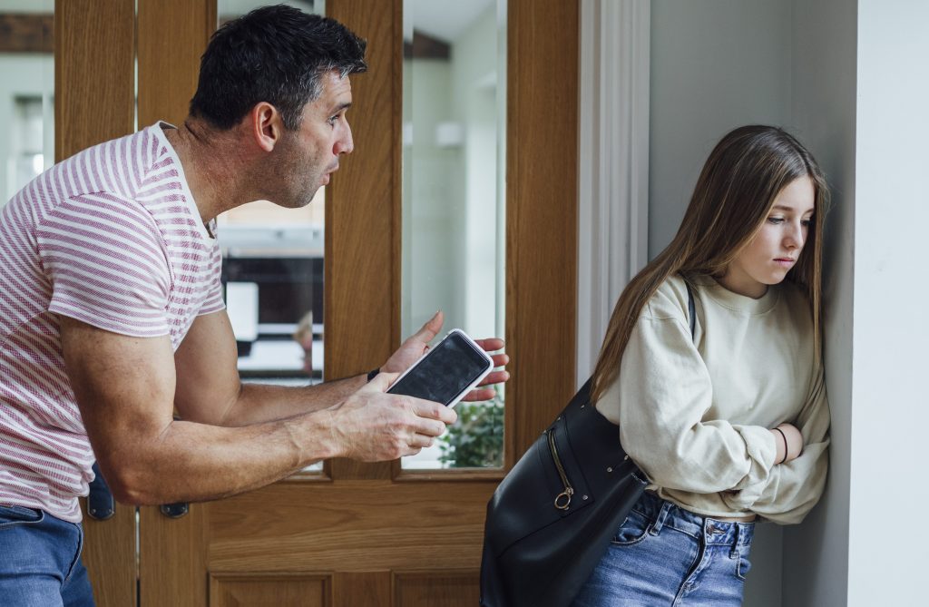 A Teen Stood Up to Her Parents After Years of Being a Caregiver & Reddit is Cheering Her On