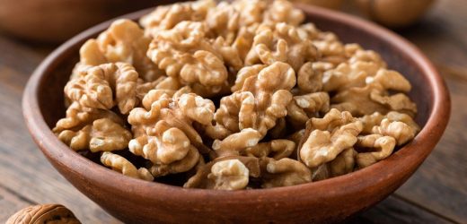 Adding walnuts to diet could be ‘bridge’ to old age, study suggests