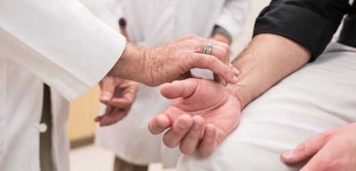 FAU researchers explore the impacts of COVID-19 pandemic on resident physicians