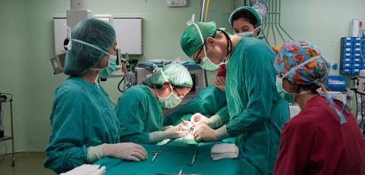 Royal College accused of &apos;homophobia&apos; for quiz question on HIV