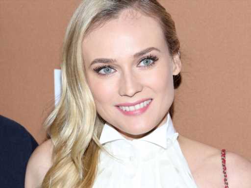 Diane Kruger Shared the Heartwarming Moment She Read Her New Children’s Book to Her Daughter & Her Reaction is Unexpected