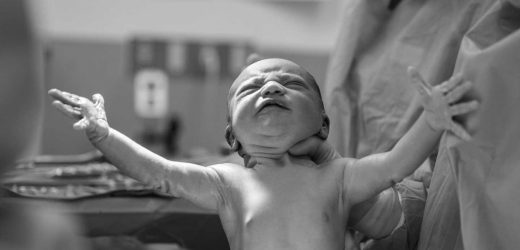 Infants who die unexpectedly in the first week might have different risk factors than those who die in the first month