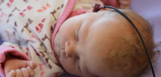 Screening programs for childhood hearing loss need to be improved, thesis shows