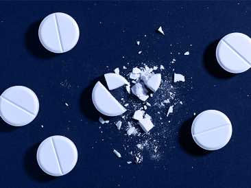 Aspirin can increase stomach bleeding risk: How to reduce it?