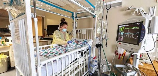 Decisiones financieras de los hospitales juegan un papel en la escasez de camas pediátricas para pacientes con VRS
