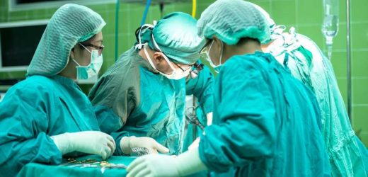 FDA approves "glowing tumor" imaging drug to aid lung cancer surgery