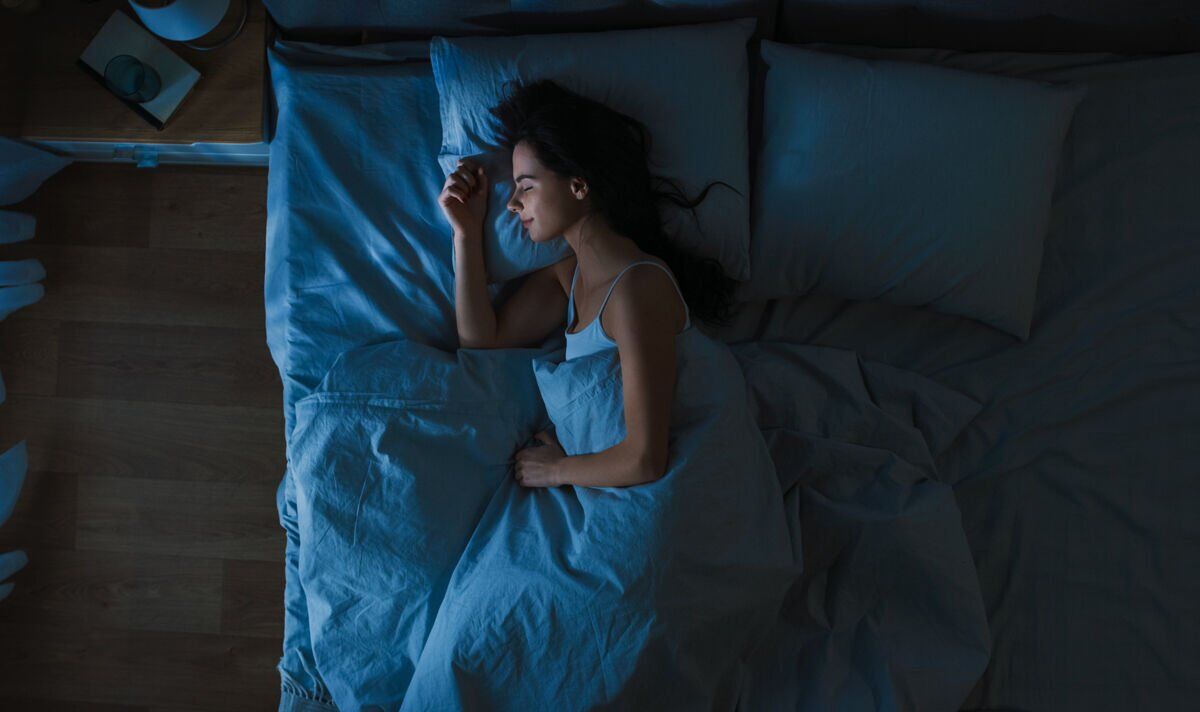 Sleep better – humans should go through ‘4 sleep phases’, says expert