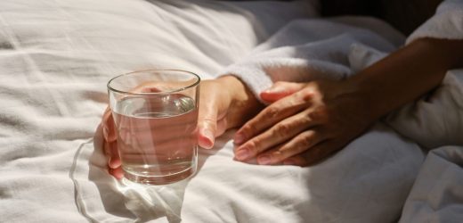 Live longer, boost energy and improve sleep by drinking a glass of water before bed