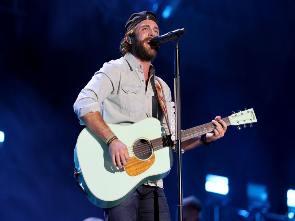 Thomas Rhett’s Life Hack Proves You Never Need to Buy Your Kids Actual Toys Again