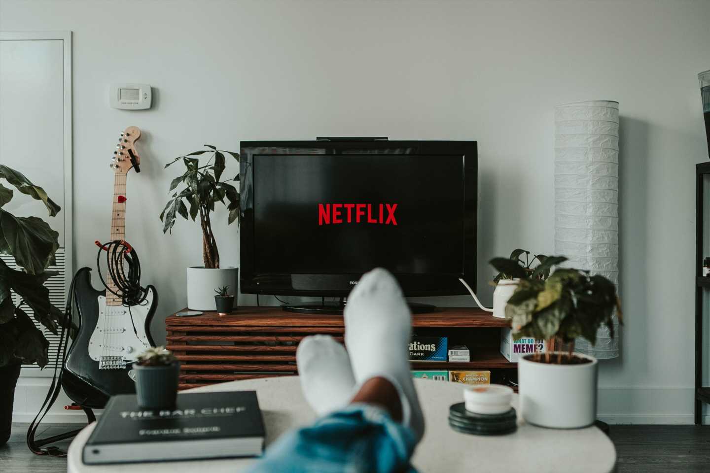 Evening activity breaks from screen time better for health, shows study.