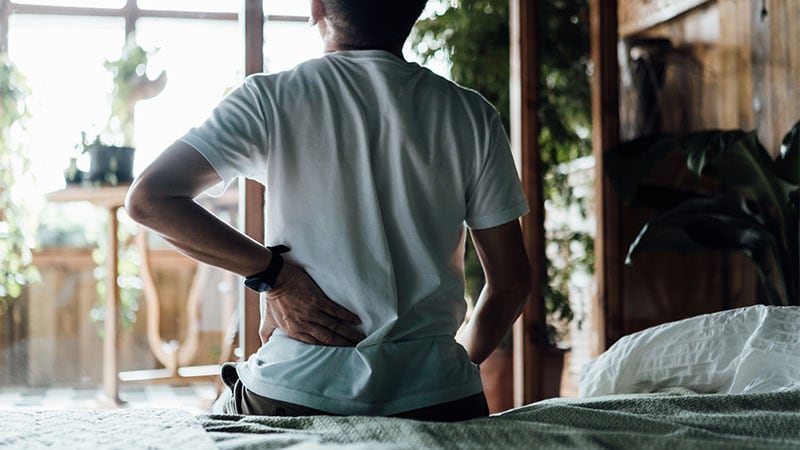 Safety, Efficacy of Analgesics for Low Back Pain Uncertain