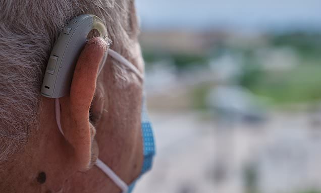 Hearing aids may lower risk of dementia 40%, Lancet study suggests