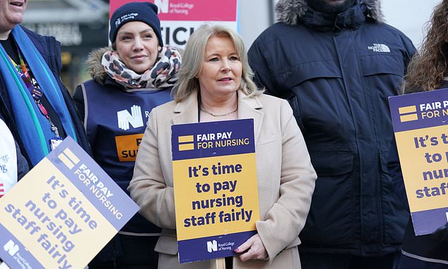 Nursing union REJECTS 5% pay offer and announces new strike dates