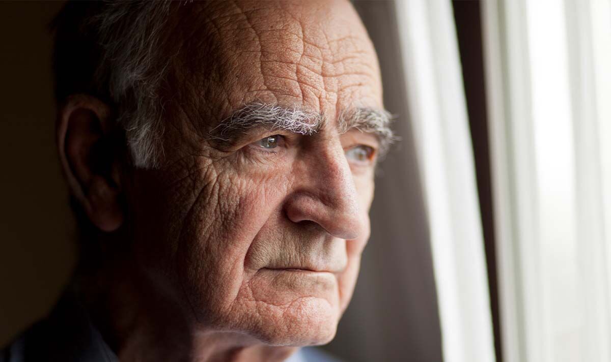 Six early dementia signs that signal its time to see a GP