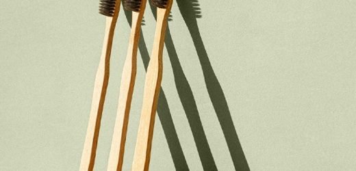 Alzheimer's: Could poor dental health lead to brain shrinkage?