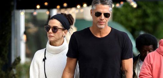 What is ALS? Rare disorder kills Sandra Bullock&apos;s longtime partner