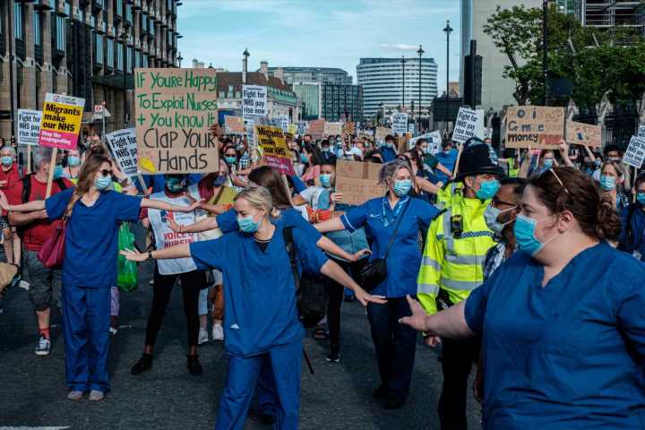 Work stress, workload, understaffing driving out health professionals from NHS