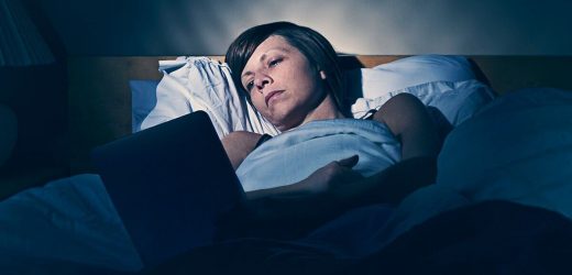 Going to bed an hour later at night could raise your risk of killer disease
