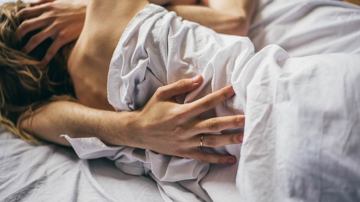 The ONE thing you should NEVER do during sex, according to a doctor