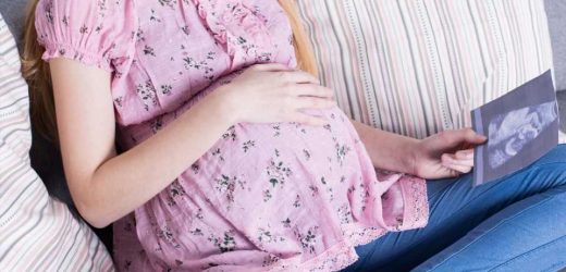 Maternal depressive symptoms linked to slower fetal growth